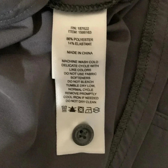 Eddie Bauer Ladies' Departure Top - Picture 5 of 6